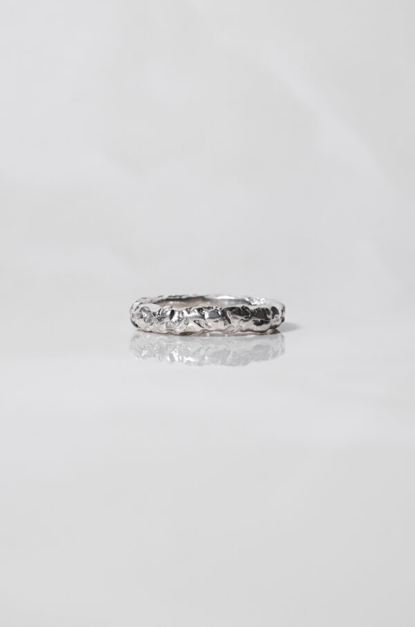 кольцо античное фактурное женское серебро 925 заказать в ювелирном интернет магазине bohoann.ru