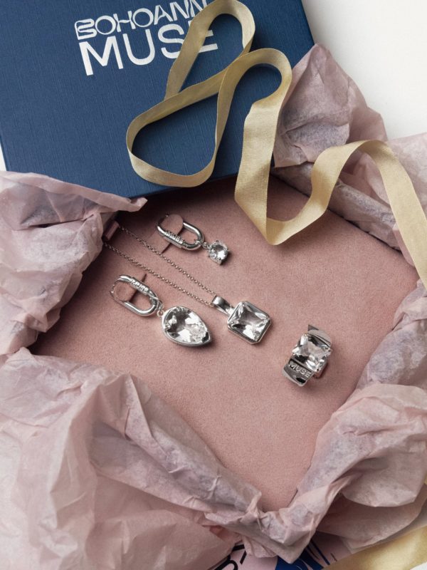 комплект с горным хрусталем