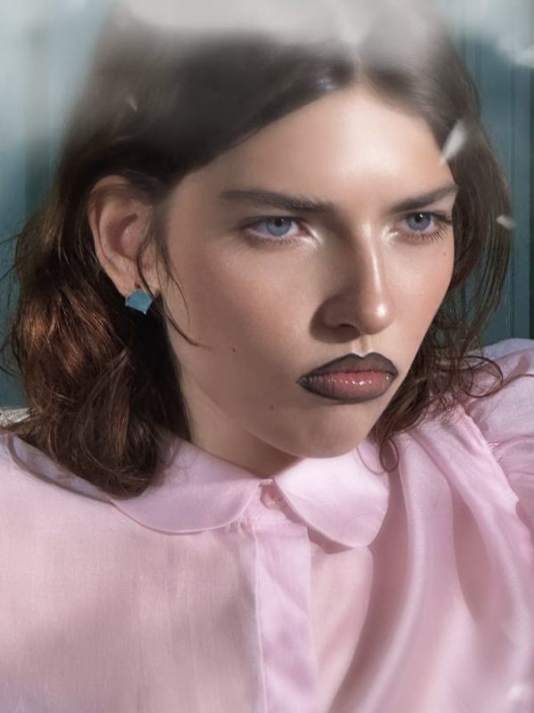 серьги гвоздики с голубым камнем тифани